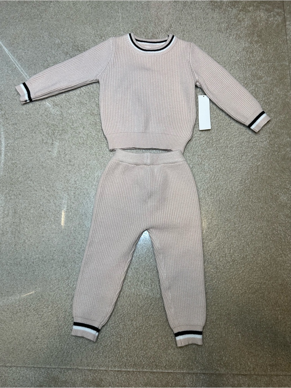 TODDLER BOY 2 PIECE SWEATER PANTS SET 18-24 MOS NWOT